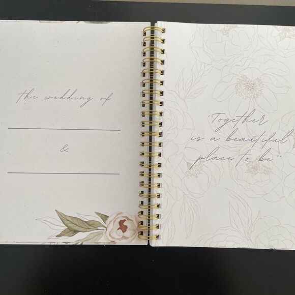 Nook‎ Theory Comprehensive Wedding Planner and Keepsake Spiral Bound Floral Gold - Picture 4 of 8